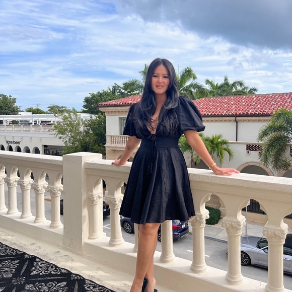 House of Harlow 1960 Black Zippered Puff Sleeves Dress - Picture 4 of 4